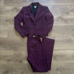 Cache Burgundy Jacquard 2-Piece Suit Blazer Size 10 & Pants Size 8 Brocade Set